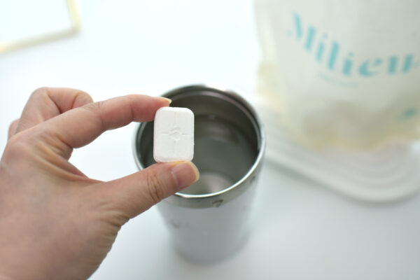 텀블러 세척법: 곰팡이, 냄새, 찌든 때 완벽 제거 f. 밀리유 발포 세정제