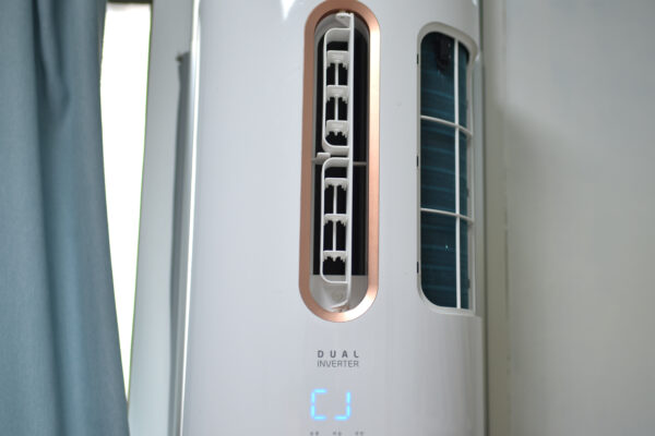 창문형 에어컨 냄새 제거, 셀프 필터 청소 핵심 방법 (청소 스프레이 활용)